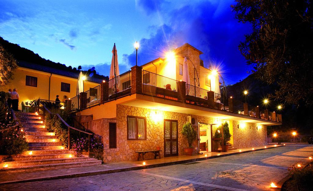 Agriturismo Villa Orchidea Али-Терме Экстерьер фото